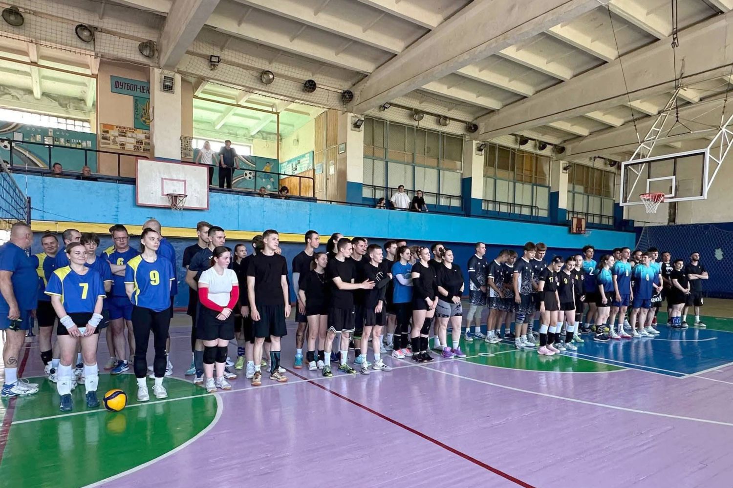 У Світловодську до Дня міста відбувся традиційний волейбольний турнір У Світловодську до Дня міста відбувся традиційний волейбольний турнір