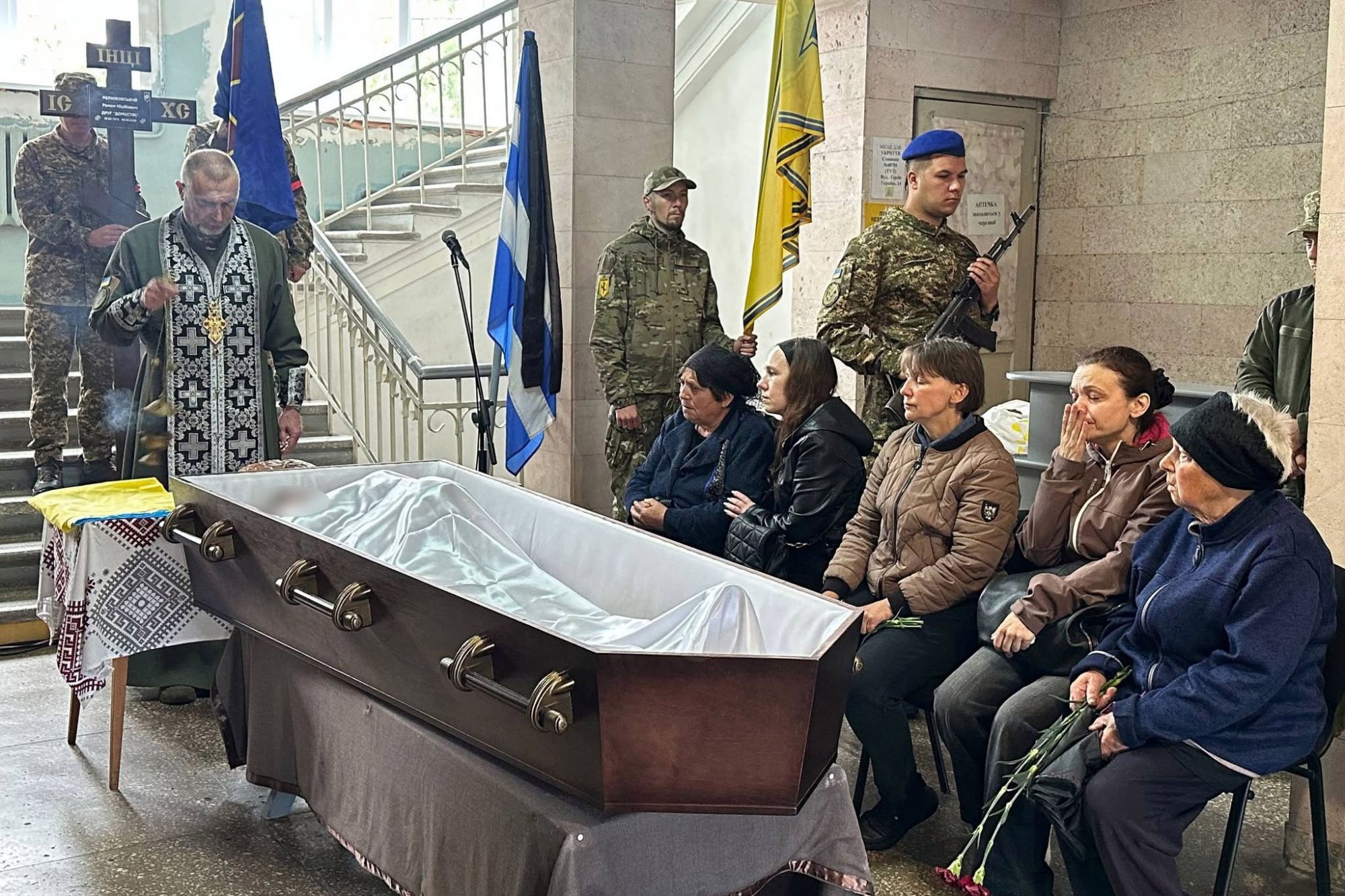 Світловодськ попрощався із захисником Романом Пелюховським Світловодськ попрощався із захисником Романом Пелюховським