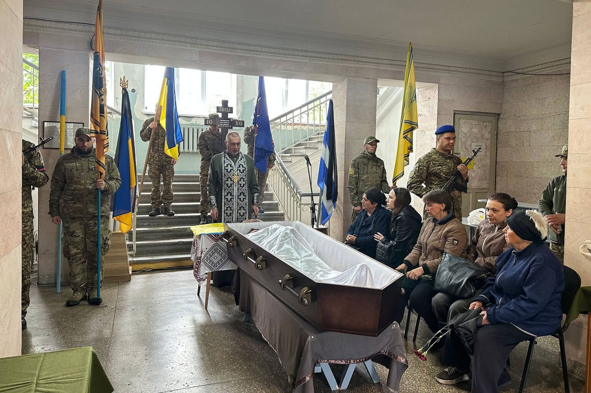 Світловодськ попрощався із захисником Романом Пелюховським Світловодськ попрощався із захисником Романом Пелюховським