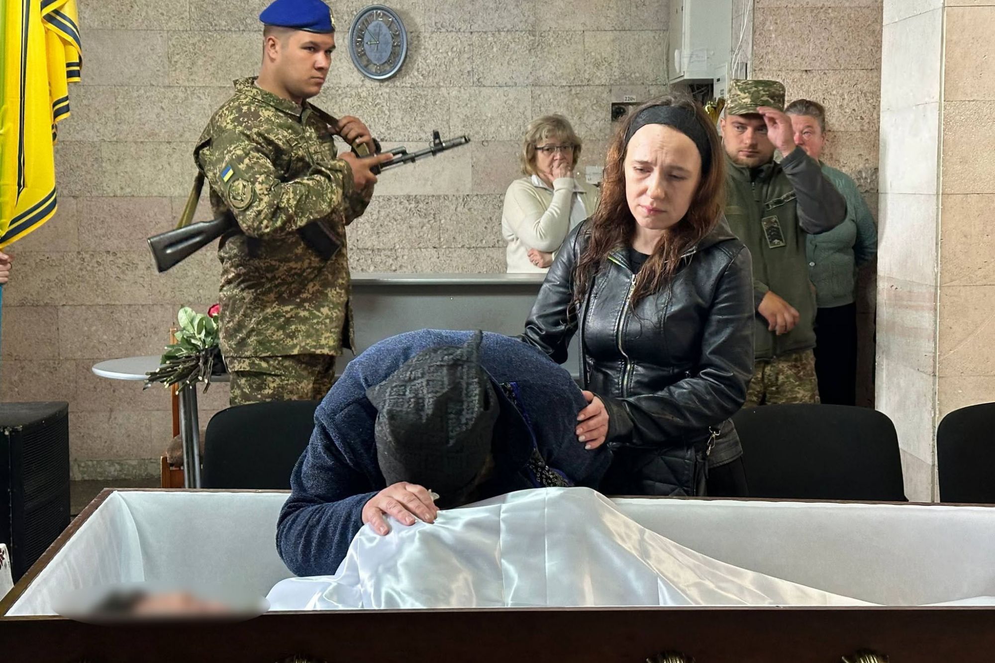 Світловодськ попрощався із захисником Романом Пелюховським Світловодськ попрощався із захисником Романом Пелюховським