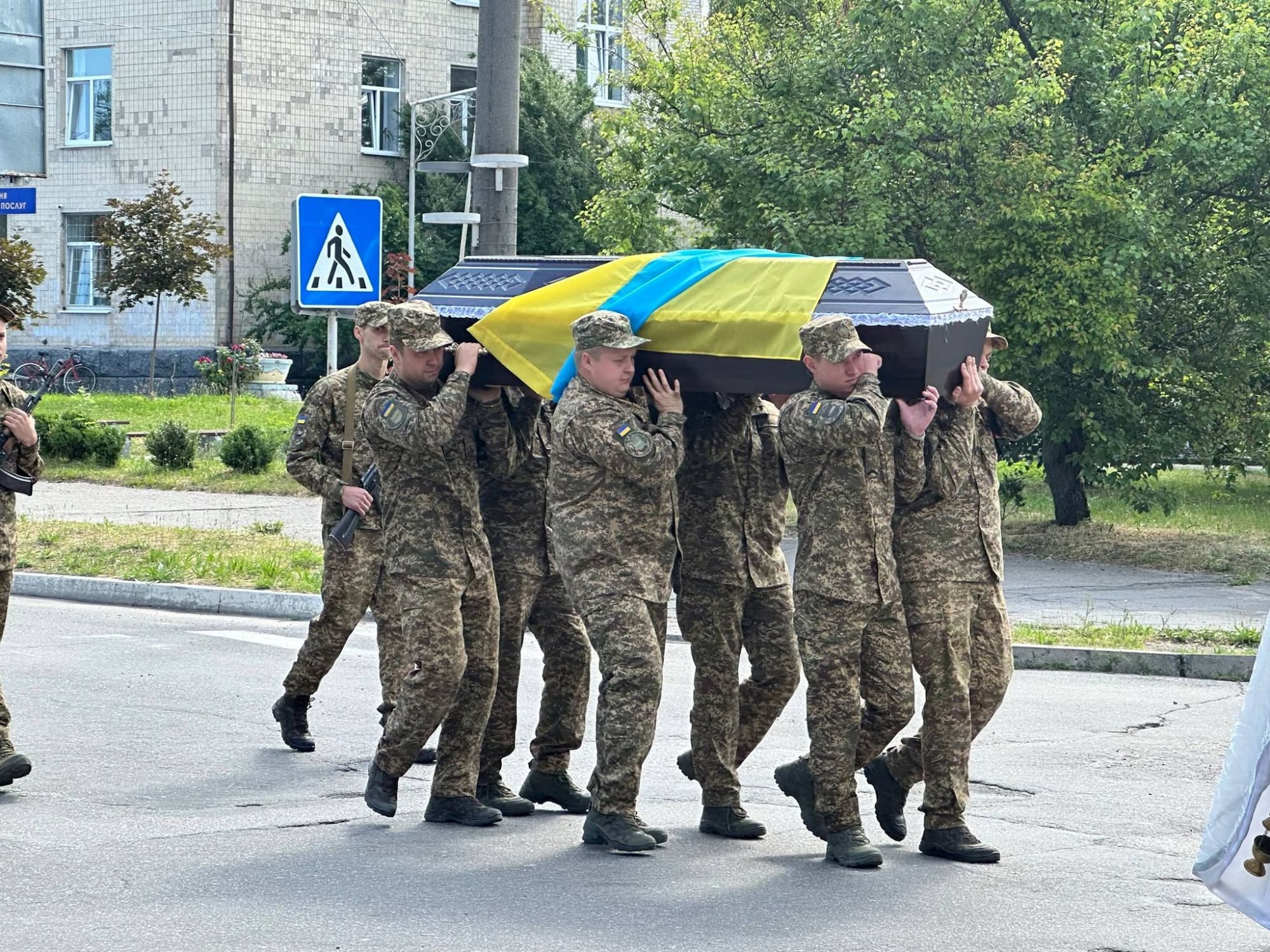 Світловодськ попрощався із захисником Олександром Душенком Світловодськ попрощався із захисником Олександром Душенком