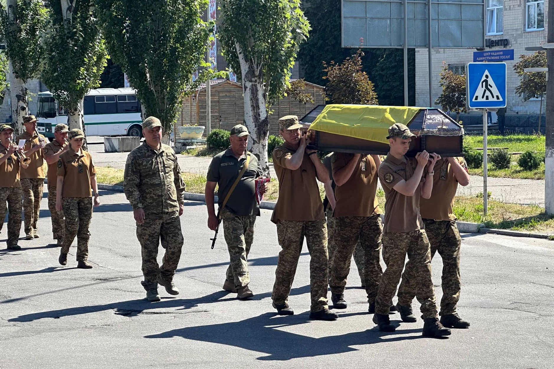 Світловодськ попрощався із захисником Юрієм Погрібним