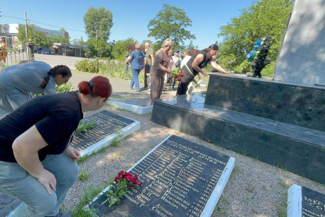 У Світловодську та Власівці вшанували пам'ять жертв Другої світової війни У Світловодську та Власівці вшанували пам'ять жертв Другої світової війни