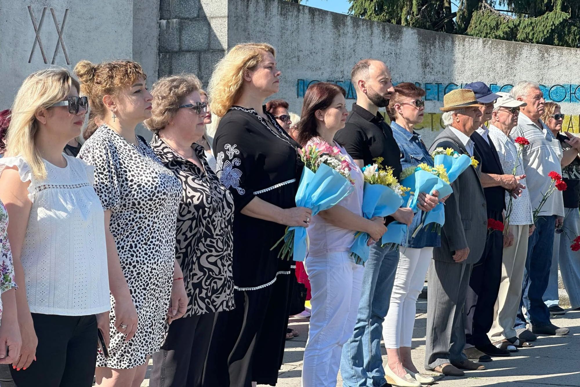 У Світловодську та Власівці вшанували пам'ять жертв Другої світової війни У Світловодську та Власівці вшанували пам'ять жертв Другої світової війни