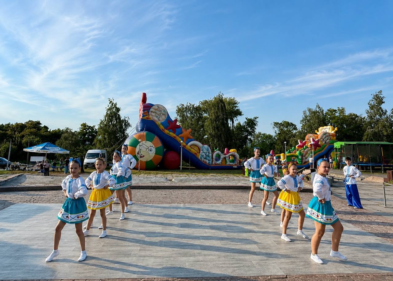 У Світловодську відзначили День Конституції України благодійним концертом