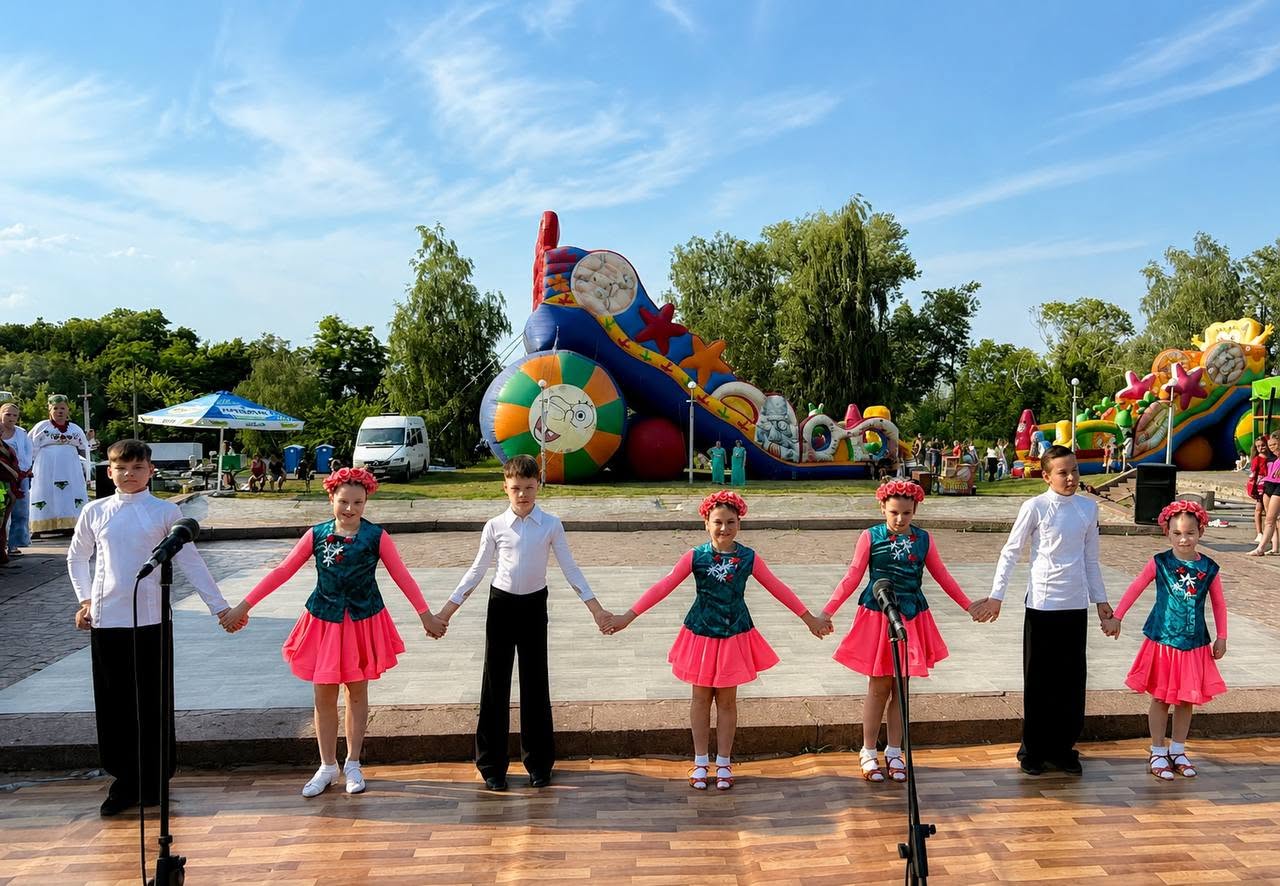 У Світловодську відзначили День Конституції України благодійним концертом