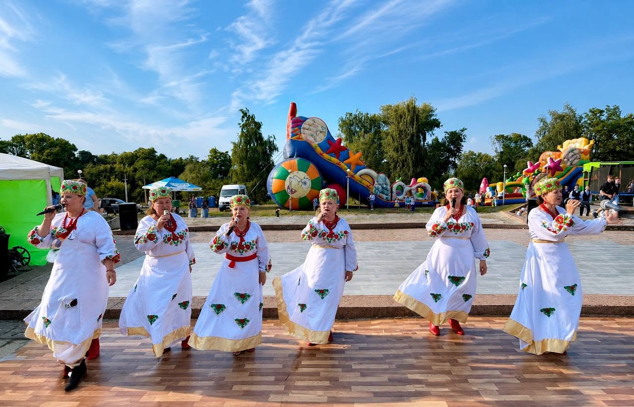 У Світловодську відзначили День Конституції України благодійним концертом