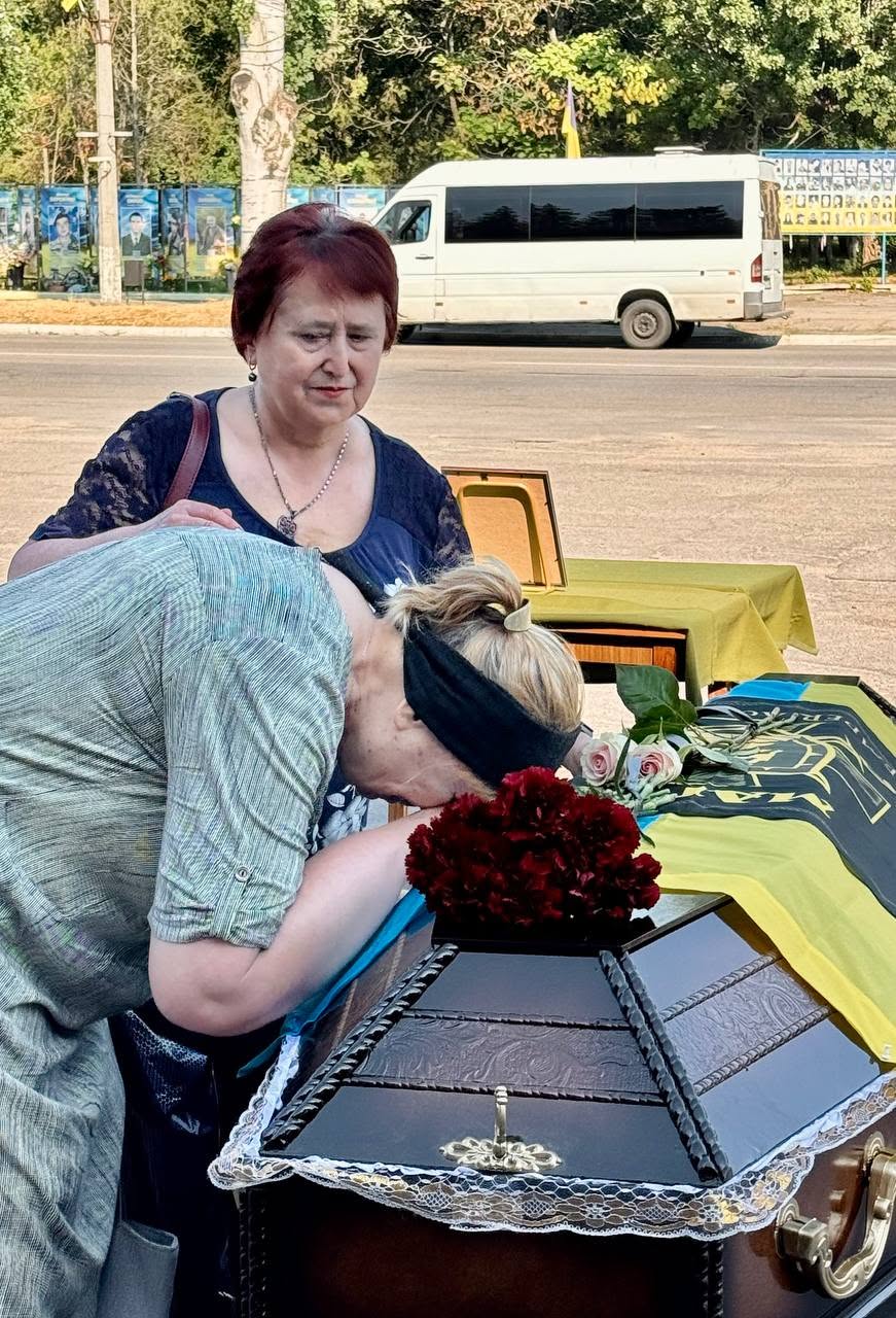 Світловодськ попрощався із захисником Миколою Рандицьким