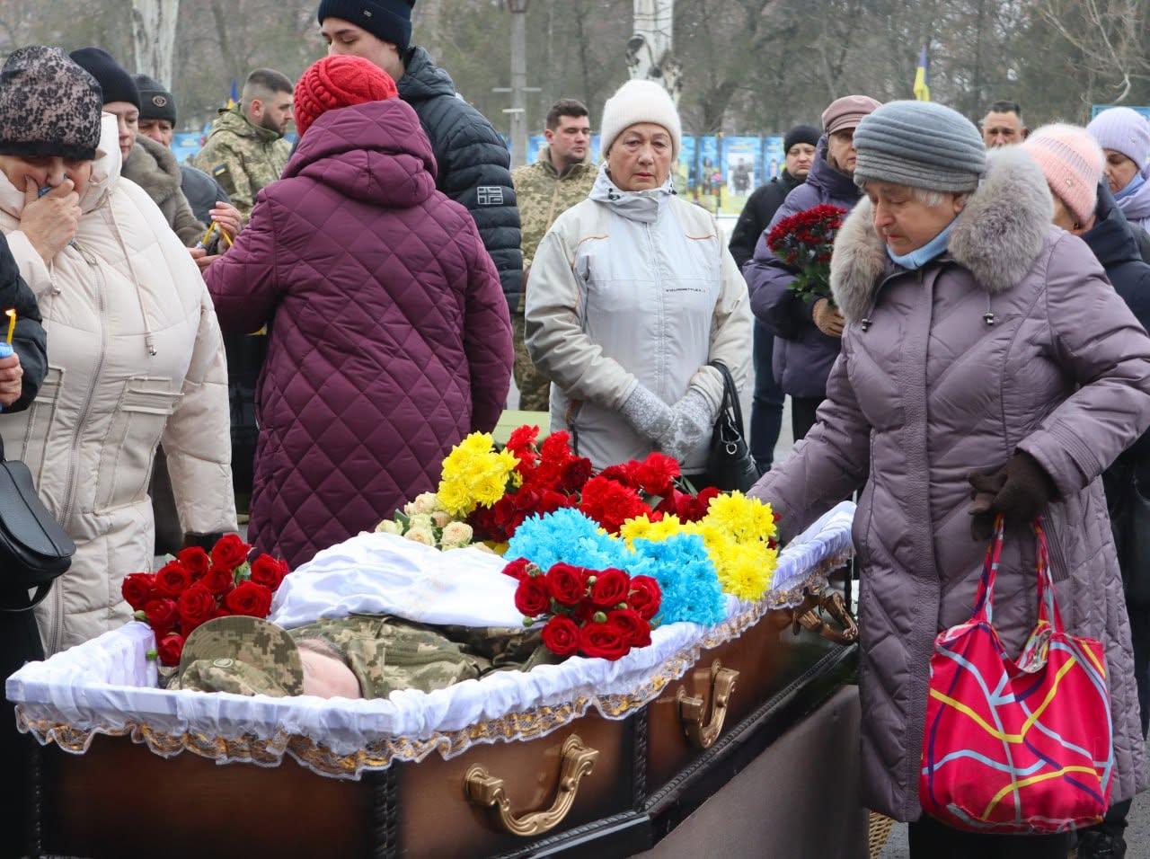 Світловодськ попрощався із захисником Віктором Христенком Світловодськ попрощався із захисником Віктором Христенком