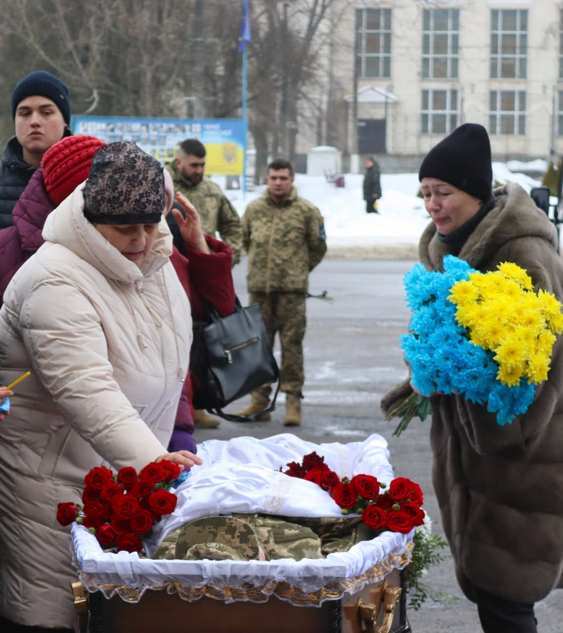 Світловодськ попрощався із захисником Віктором Христенком Світловодськ попрощався із захисником Віктором Христенком