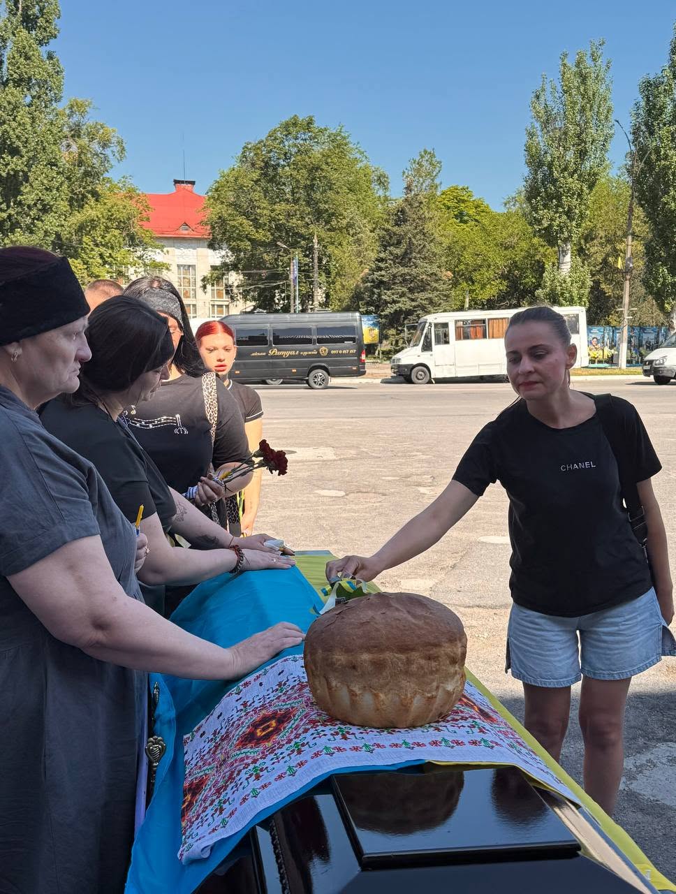 Світловодськ попрощався із захисником Кирилом Шоломом Світловодськ попрощався із захисником Кирилом Шоломом