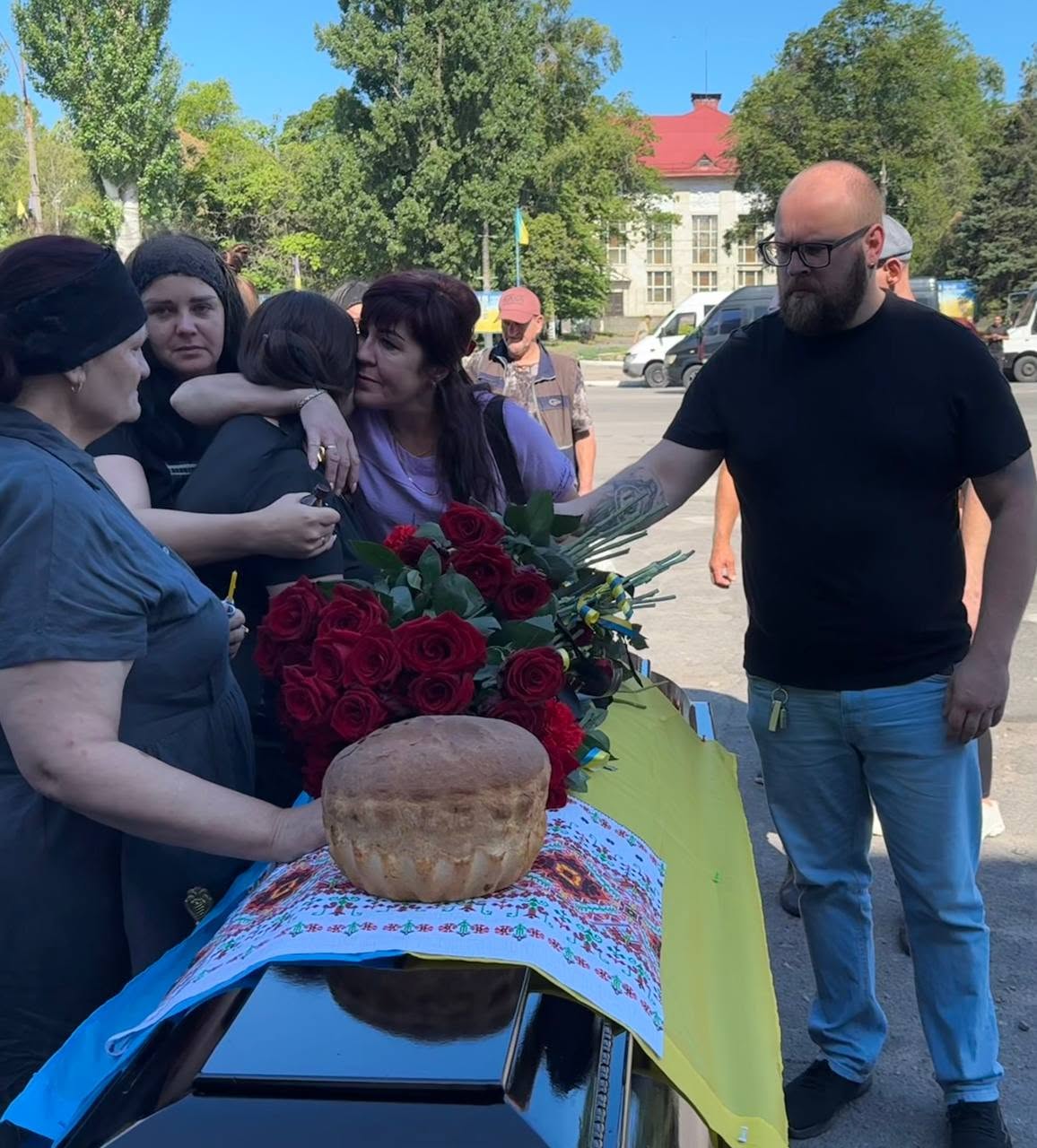 Світловодськ попрощався із захисником Кирилом Шоломом Світловодськ попрощався із захисником Кирилом Шоломом