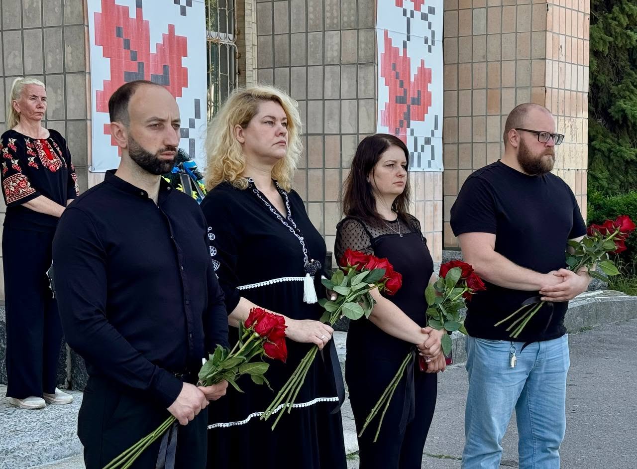 Світловодськ попрощався із захисником Кирилом Шоломом Світловодськ попрощався із захисником Кирилом Шоломом