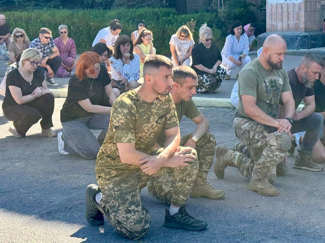 Світловодськ попрощався із захисником Кирилом Шоломом Світловодськ попрощався із захисником Кирилом Шоломом