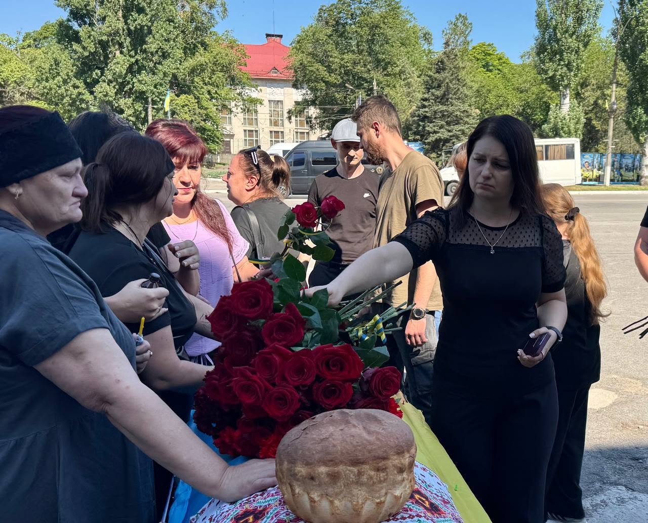 Світловодськ попрощався із захисником Кирилом Шоломом Світловодськ попрощався із захисником Кирилом Шоломом