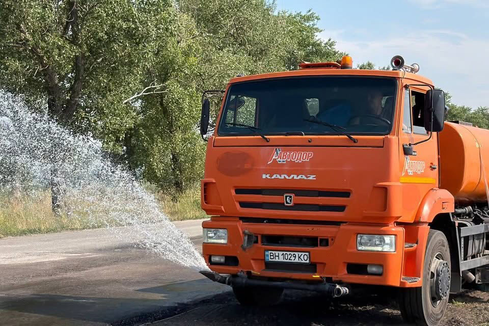 У Світловодську ремонтують дамбу Кременчуцької ГЕС, далі — Власівка