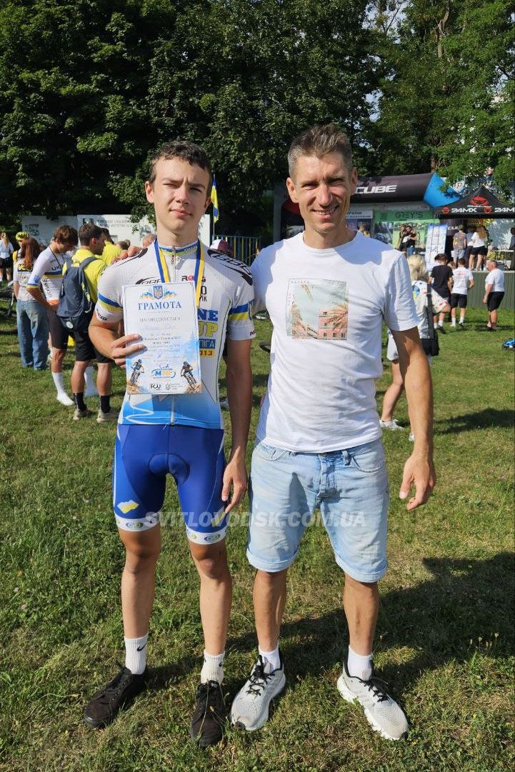 Акім Соколов та Павло Костенко здобули медалі на чемпіонаті України з маунтенбайку в Чернівцях