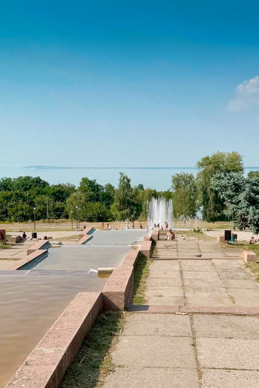 Світловодськ повертає свій фонтан: каскад на Бульварному узвозі знову працює Світловодськ повертає свій фонтан: каскад на Бульварному узвозі знову працює