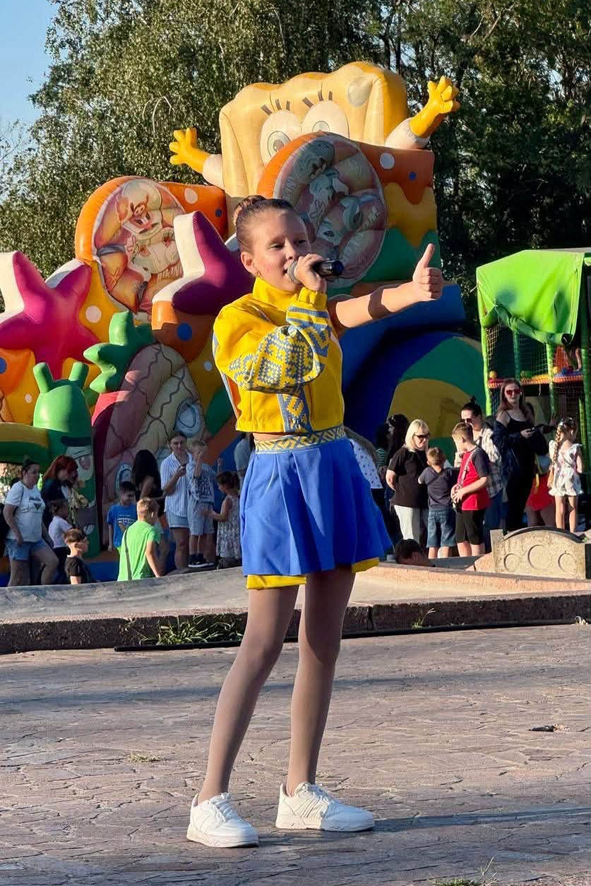У Світловодську відзначили День молоді: концерт біля фонтану та кіно просто неба У Світловодську відзначили День молоді: концерт біля фонтану та кіно просто неба