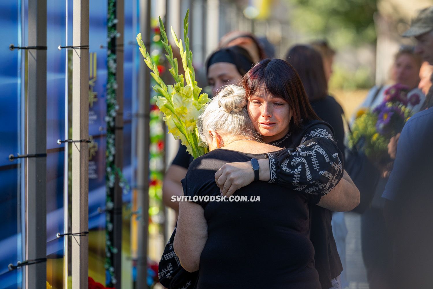 У День Незалежності у Світловодську відкрили третю частину Алеї Слави У День Незалежності у Світловодську відкрили третю частину Алеї Слави
