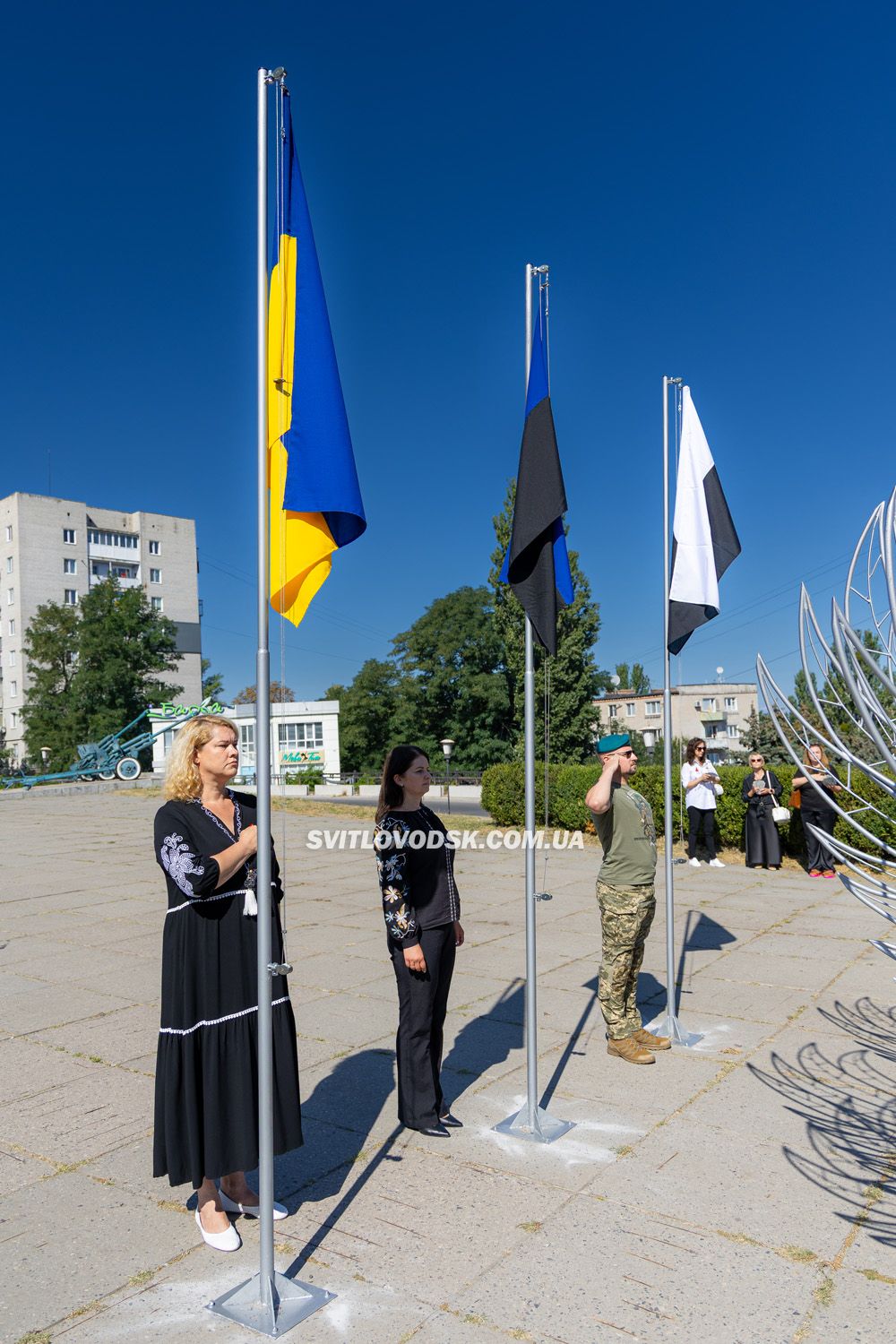 У Світловодську відкрили меморіал «Крила надії» — для тих, на кого чекають