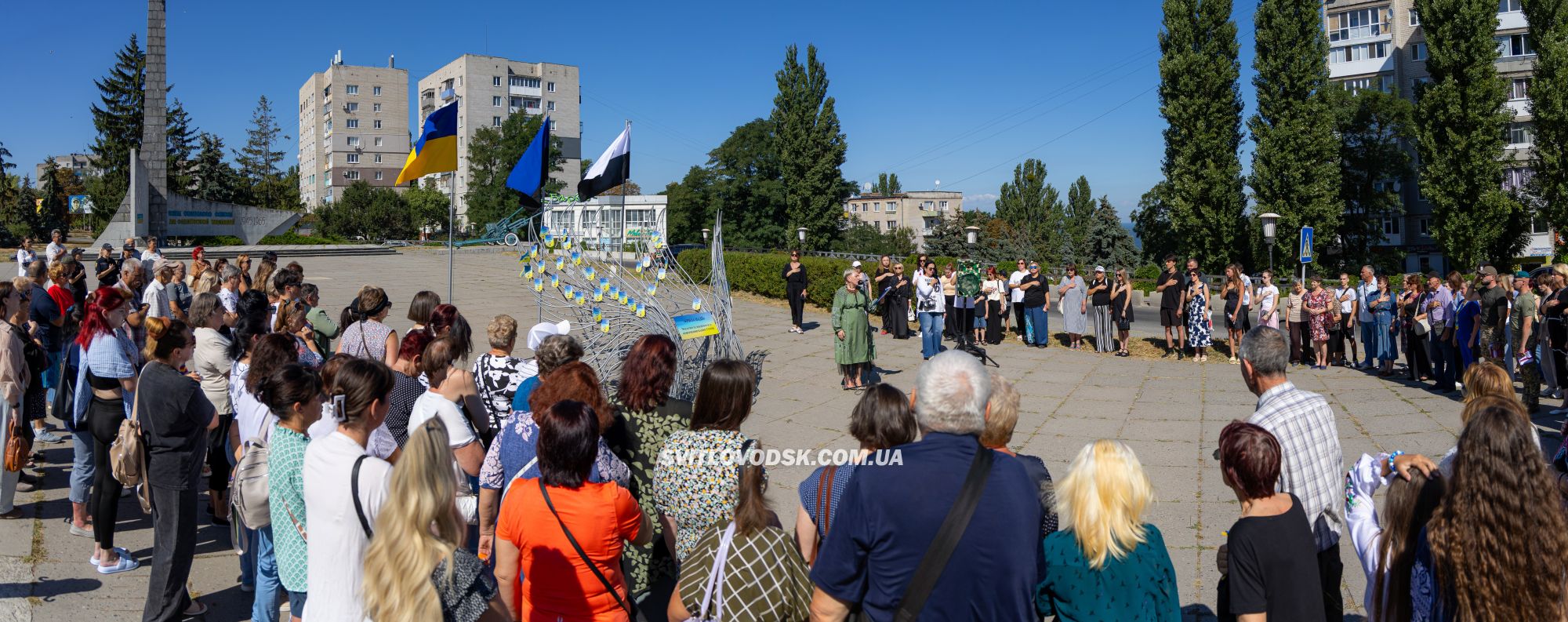 У Світловодську відкрили меморіал «Крила надії» — для тих, на кого чекають
