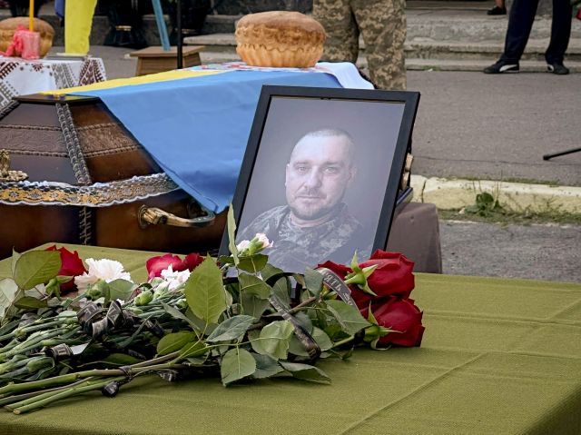 Світловодськ попрощався із захисником України Сергієм Клеймахіним Світловодськ попрощався із захисником України Сергієм Клеймахіним