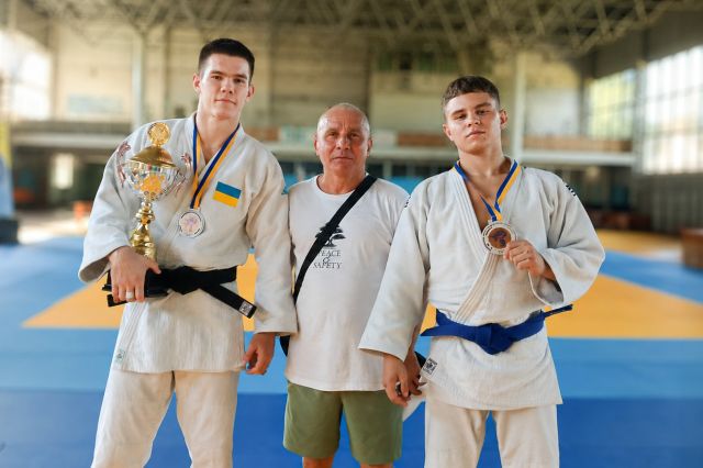 Дзюдоїсти зі Світловодська здобули золото і бронзу на Всеукраїнському турнірі в Кременчуці