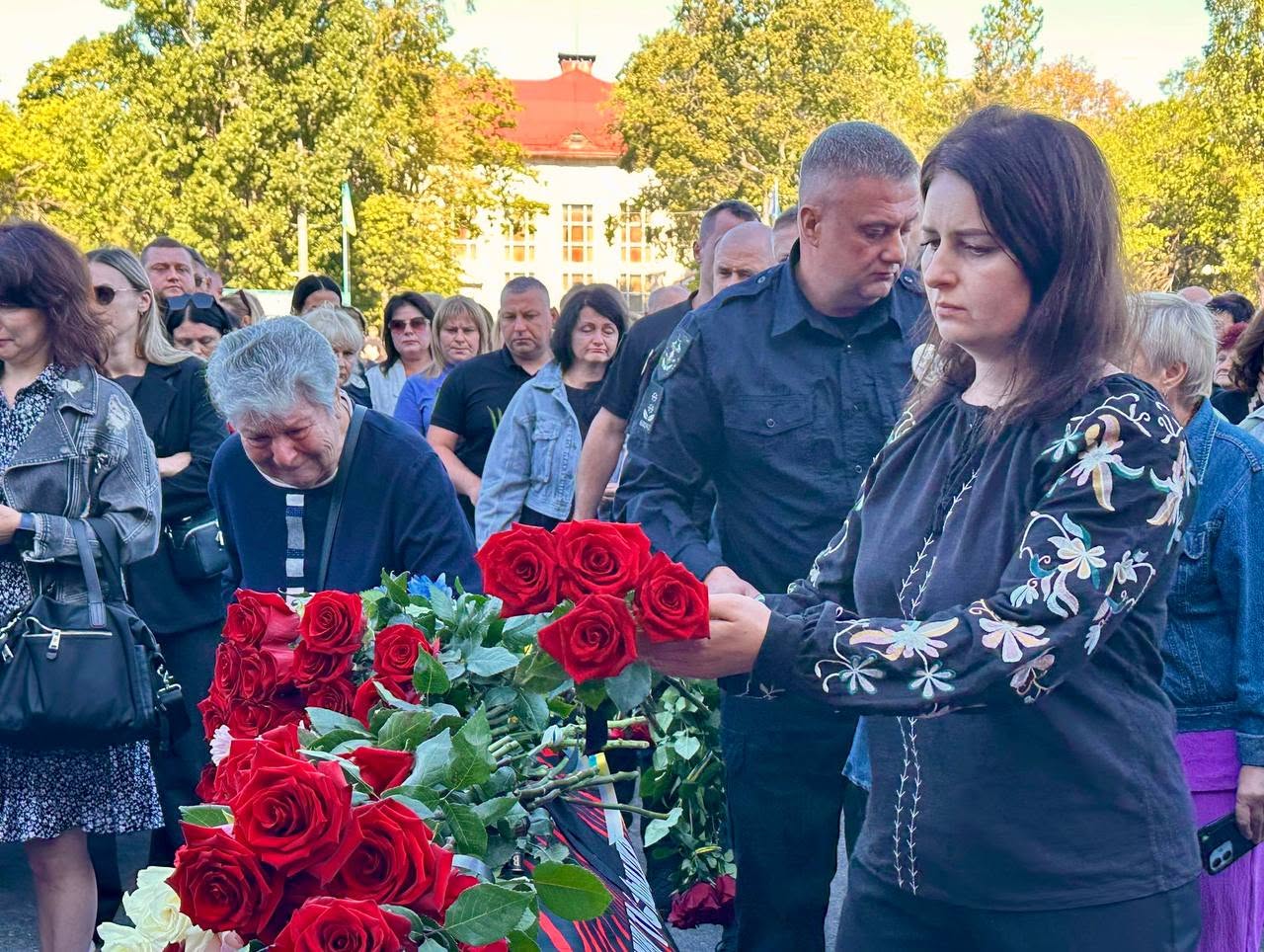 Світловодська громада провела в останню путь захисника Руслана Глущенка
