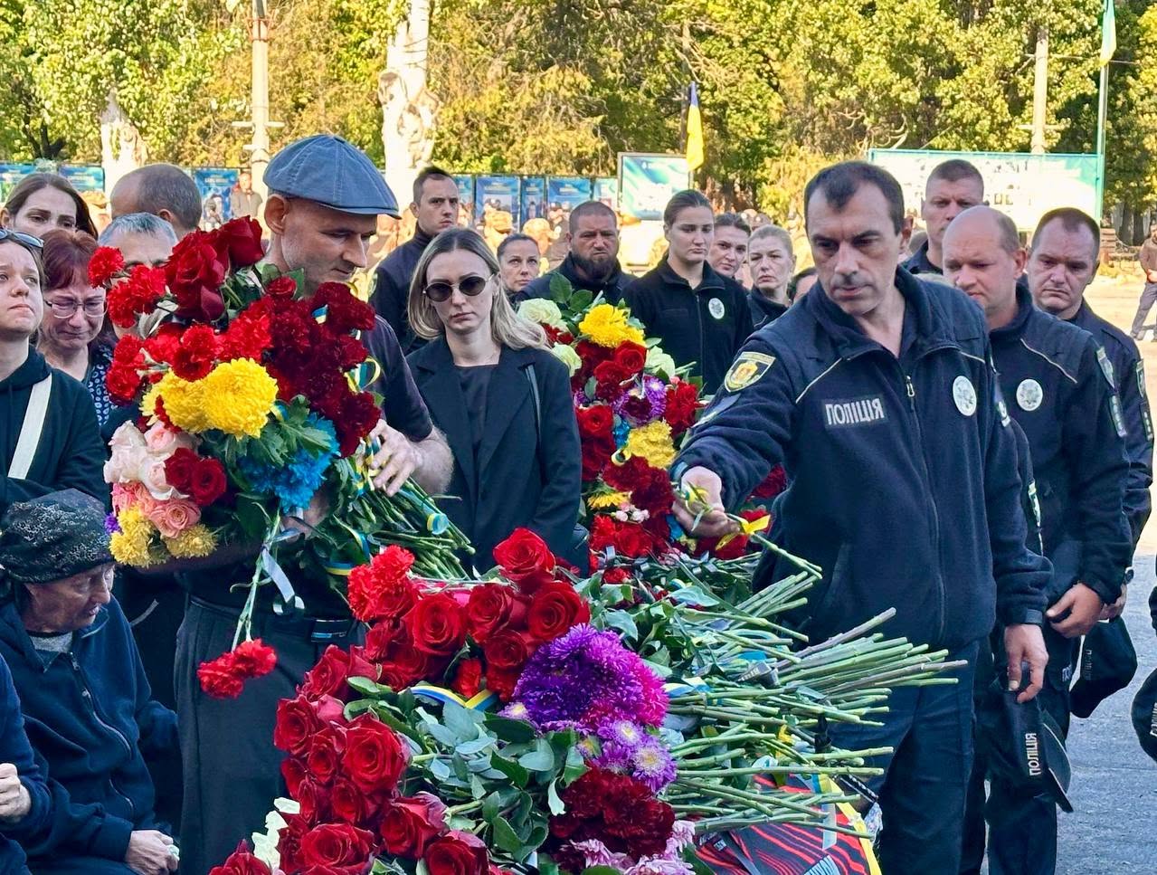 Світловодська громада провела в останню путь захисника Руслана Глущенка