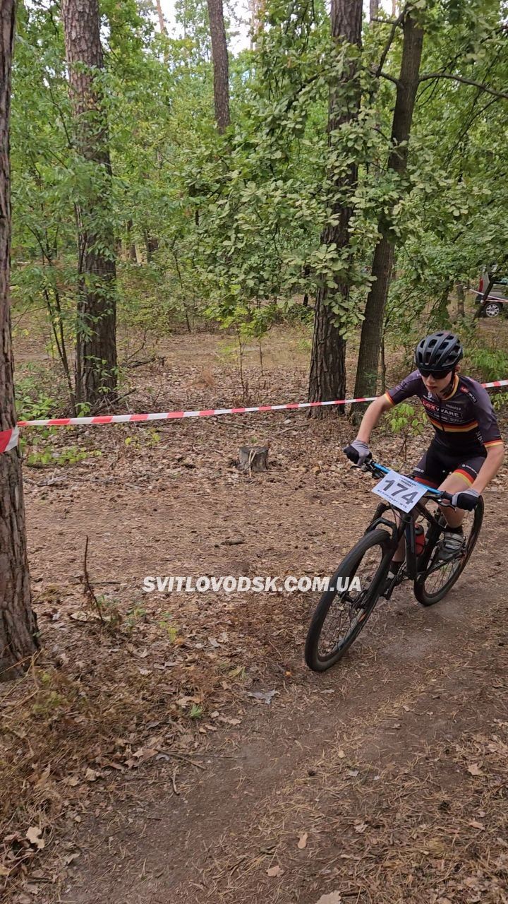 Світловодські велосипедисти — на п'єдесталі чемпіонату України в Черкасах Світловодські велосипедисти — на п'єдесталі чемпіонату України в Черкасах