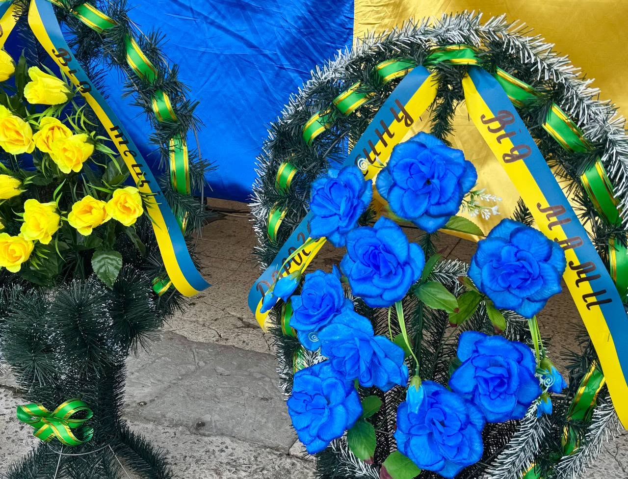 Світловодська громада провела в останню путь захисника України Андрія Кулькова Світловодська громада провела в останню путь захисника України Андрія Кулькова