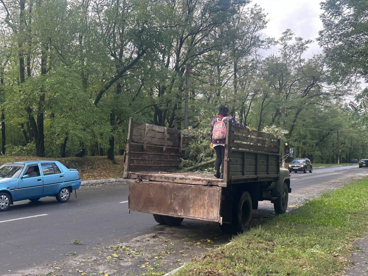 У Світловодській громаді ліквідовують наслідки нічного буревію У Світловодській громаді ліквідовують наслідки нічного буревію