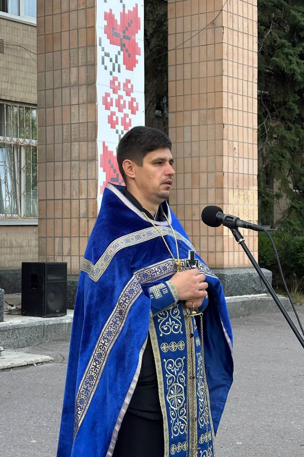 Світловодська громада провела в останню путь захисника України Ігоря Клюєва Світловодська громада провела в останню путь захисника України Ігоря Клюєва