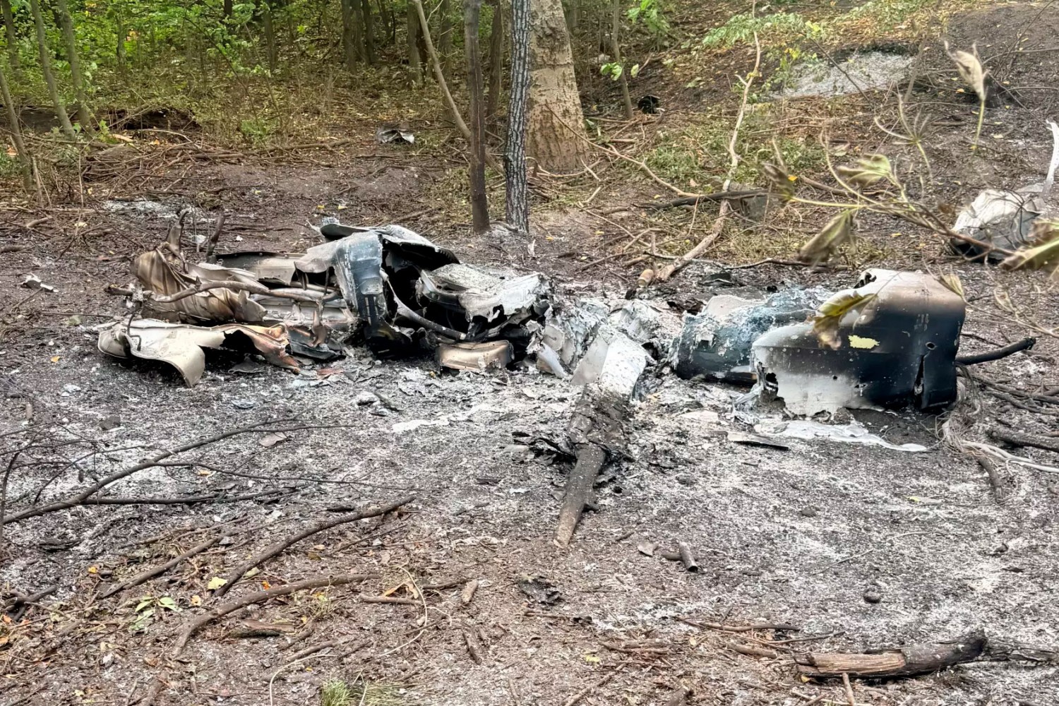 Вибухотехніки поліції та піротехніки ДСНС знешкоджують бойову частину крилатої ракети Х-101 у Світловодську
