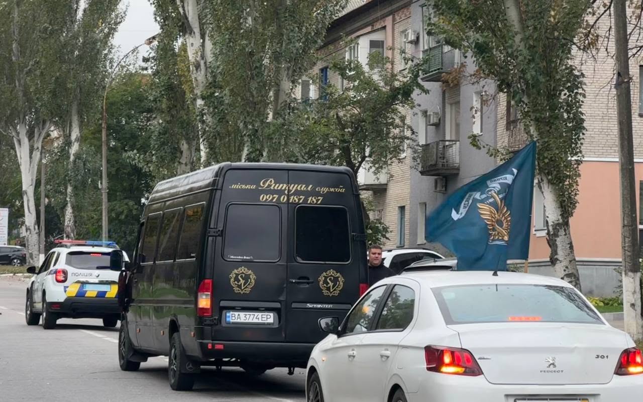 Світловодська громада провела в останню путь захисника Семена Бурака