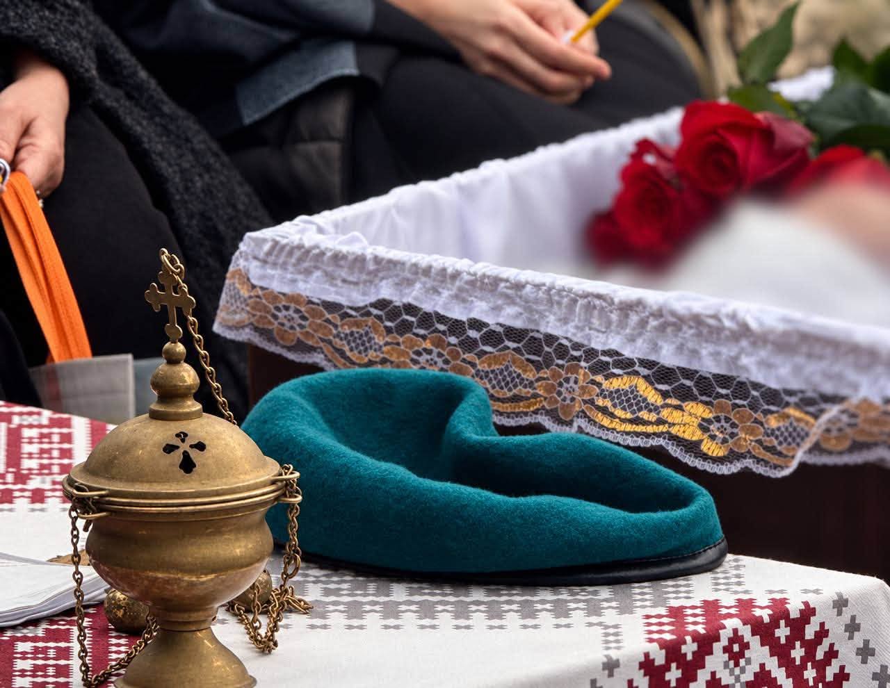 Світловодська громада провела в останню путь захисника Семена Бурака