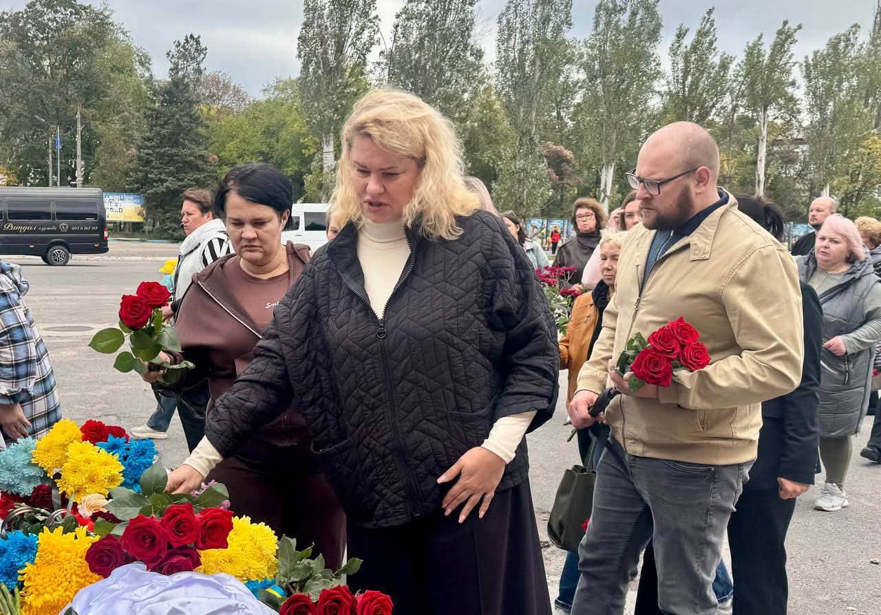 Світловодська громада провела в останню путь захисника Семена Бурака