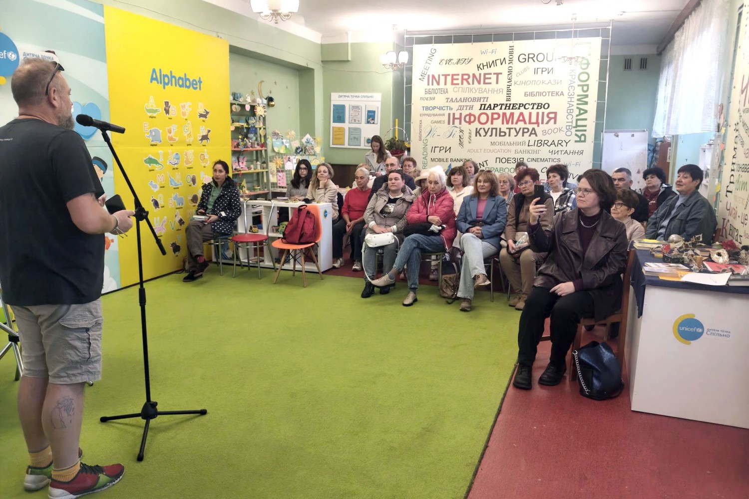 Письменник Руслан Горовий зустрівся з читачами у Світловодську