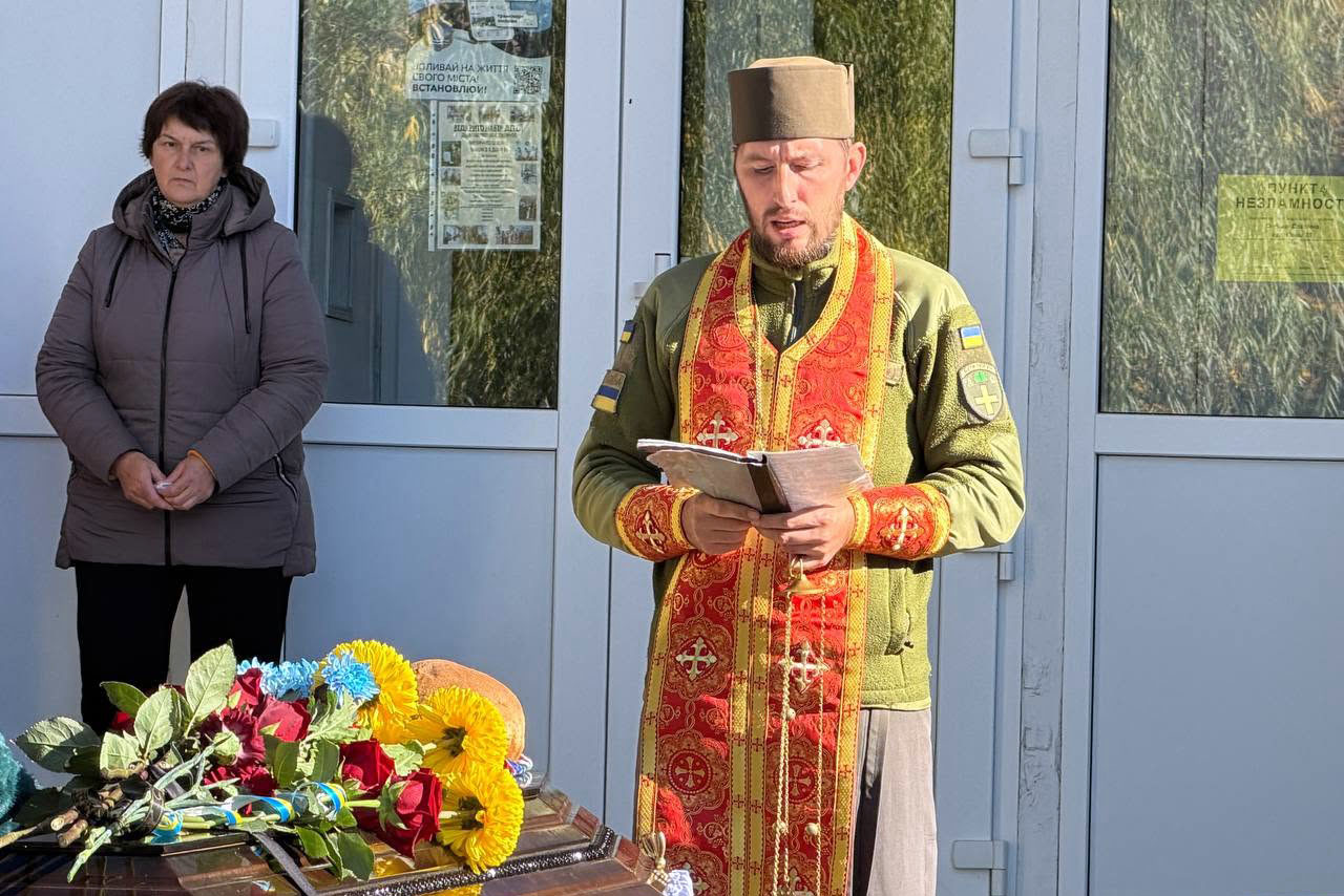 Світловодська громада провела в останню путь захисника Валерія Горохова